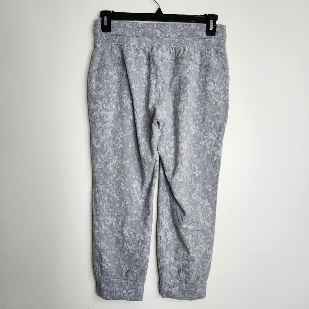 SOLD 🌟 Lululemon Ready to Rulu Jogger Crop Size 8 - Picture 8 of 15